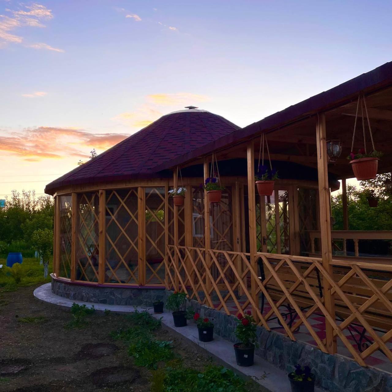 Guest House Amirhan Bokonbayevo المظهر الخارجي الصورة